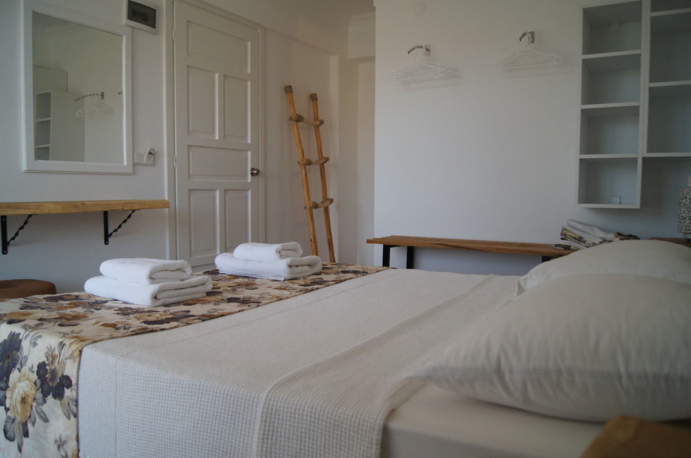 Pataros Hotel พาทารา ภายนอก รูปภาพ